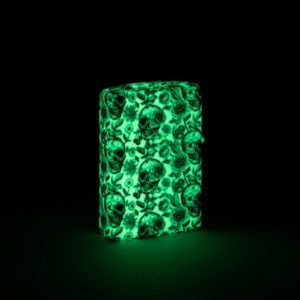 Zippo Skulls Green Glow 49458