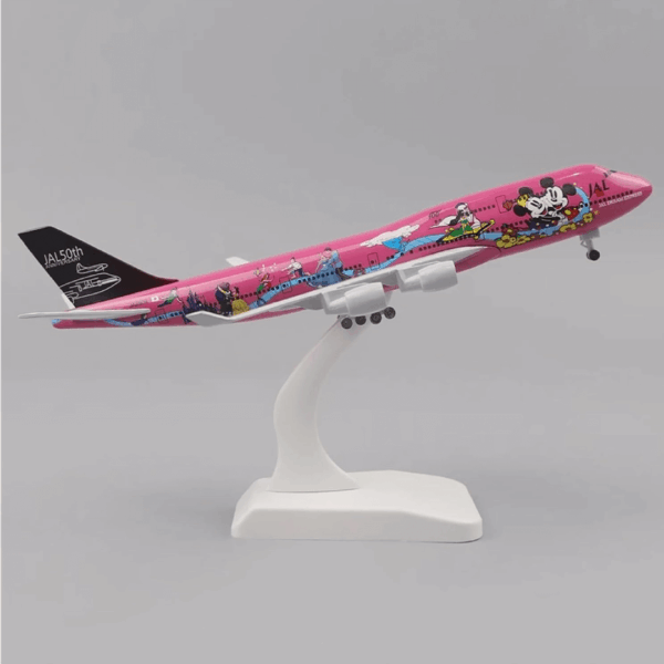 Model aviona L