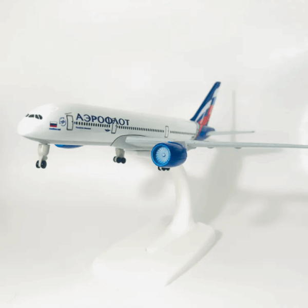 Model aviona L