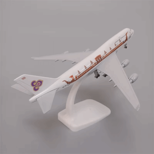 Model aviona L