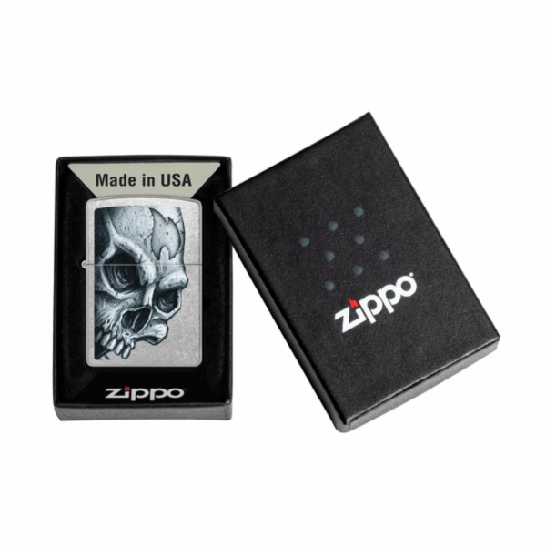 Zippo Upaljač Skull and Flame 46587