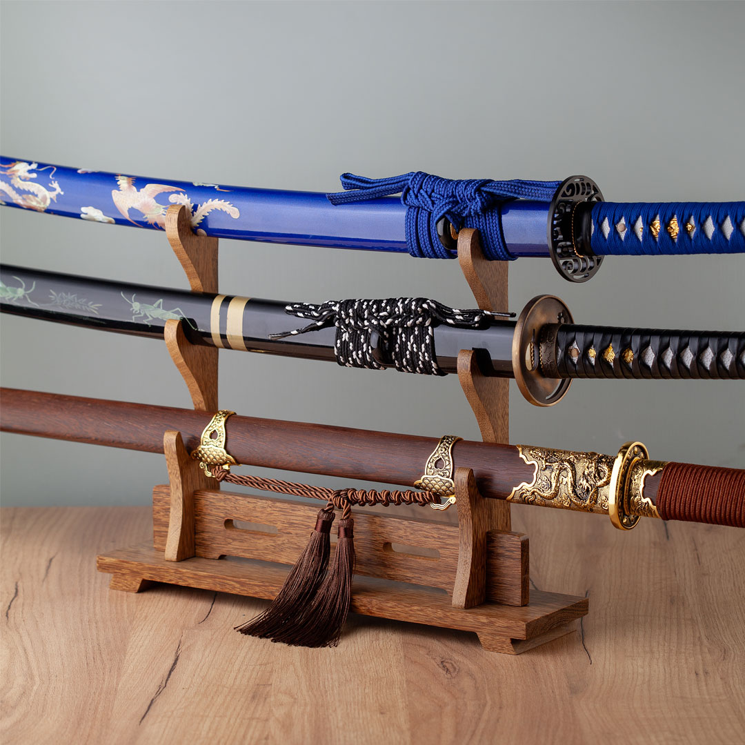 Drveni stalak za katane - tamni 2 Drveni stalak za katane - tamni