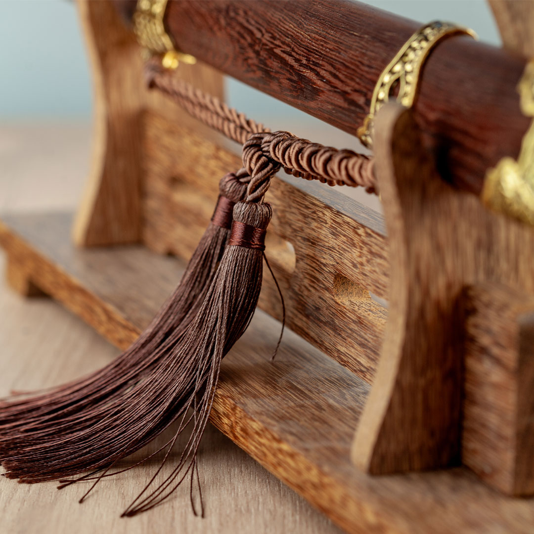 Drveni stalak za katane - tamni 4 Drveni stalak za katane - tamni