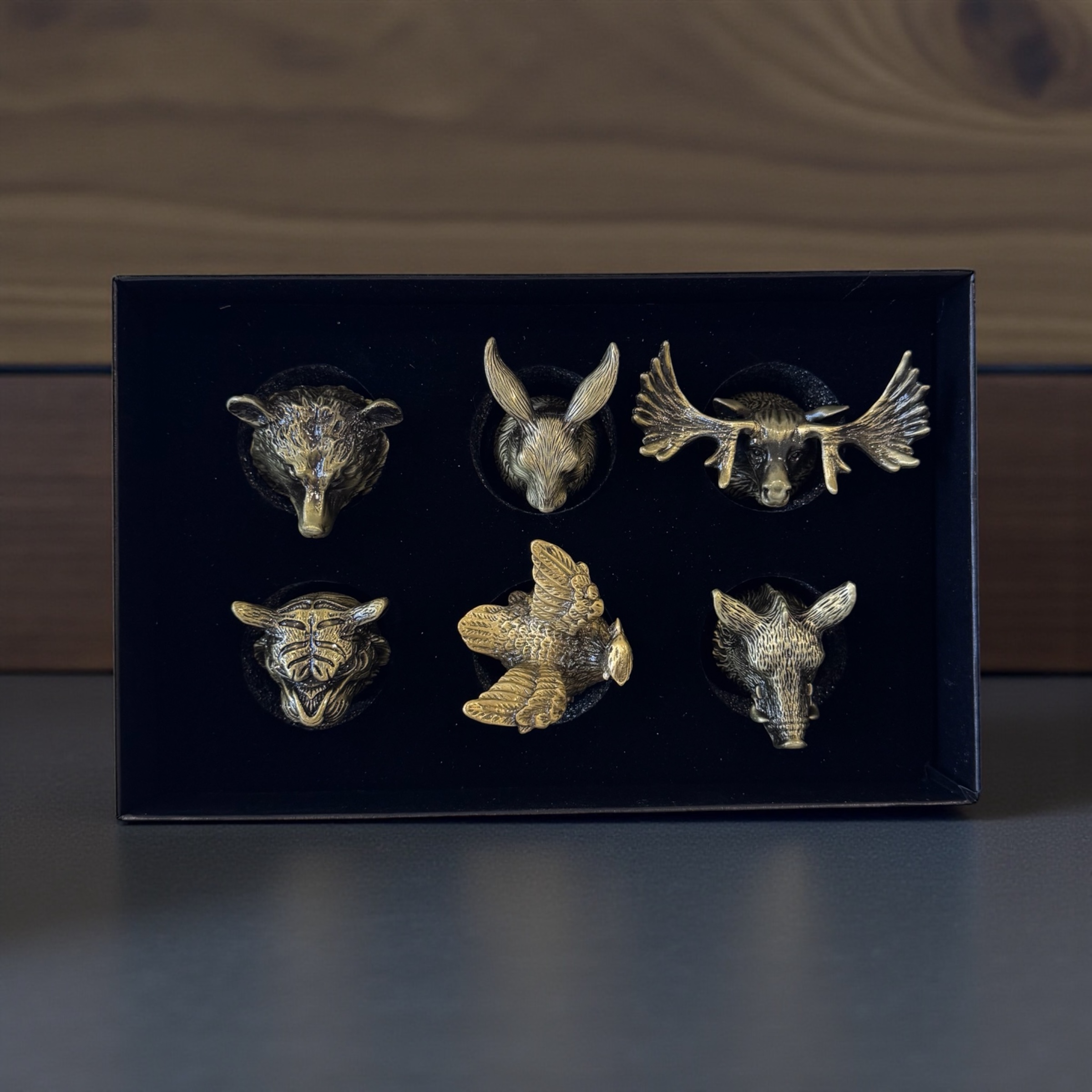 Set lovačkih čašica za rakiju 4 Set lovačkih čašica za rakiju