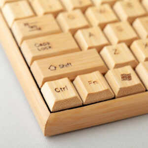 Tastatura i miš od bambusa